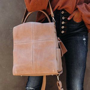 VICI BRETTE CONVERTIBLE BACKPACK - NATURAL